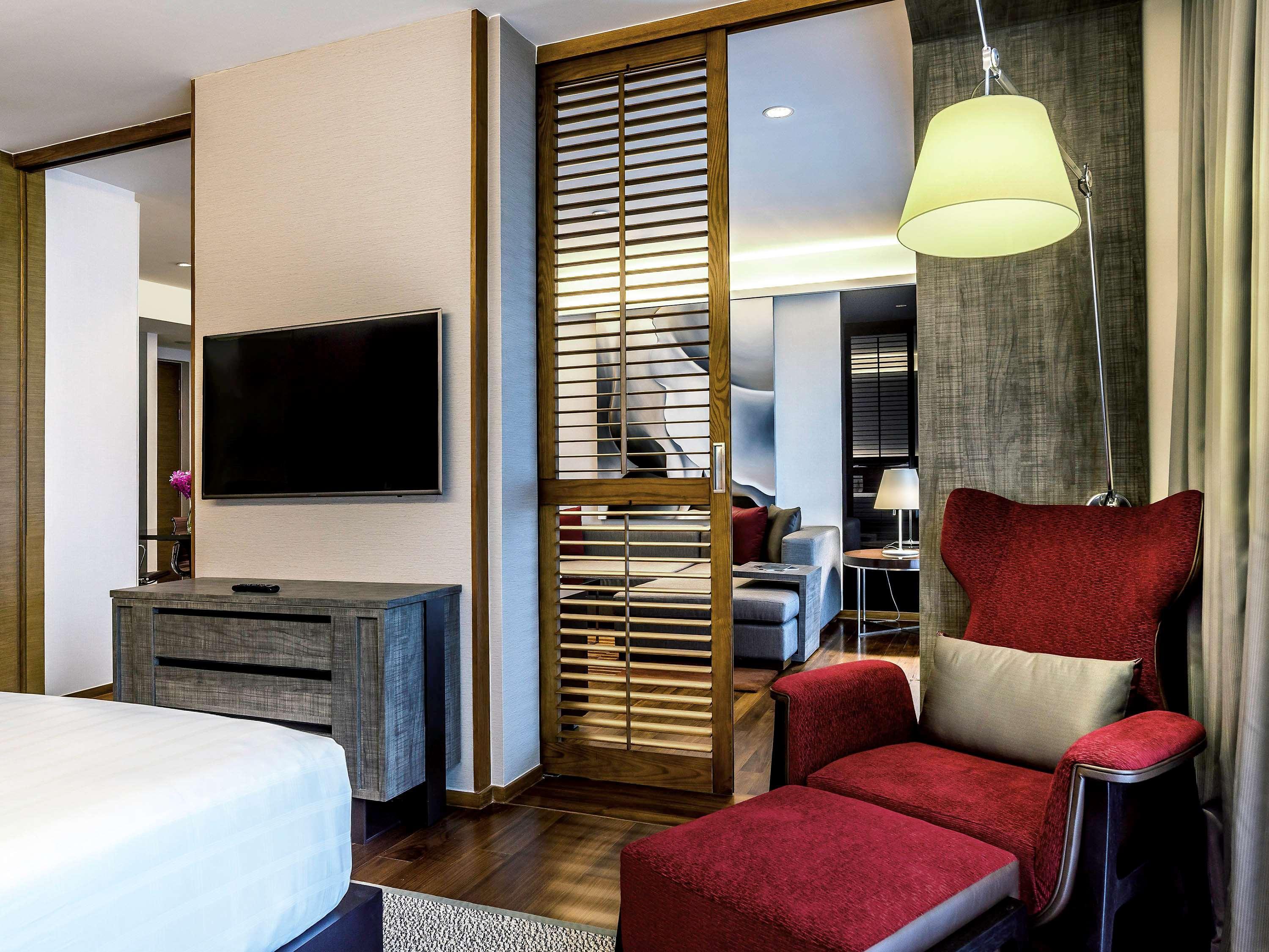 Pullman Bangkok King Power Hotel Exterior photo Deluxe Room