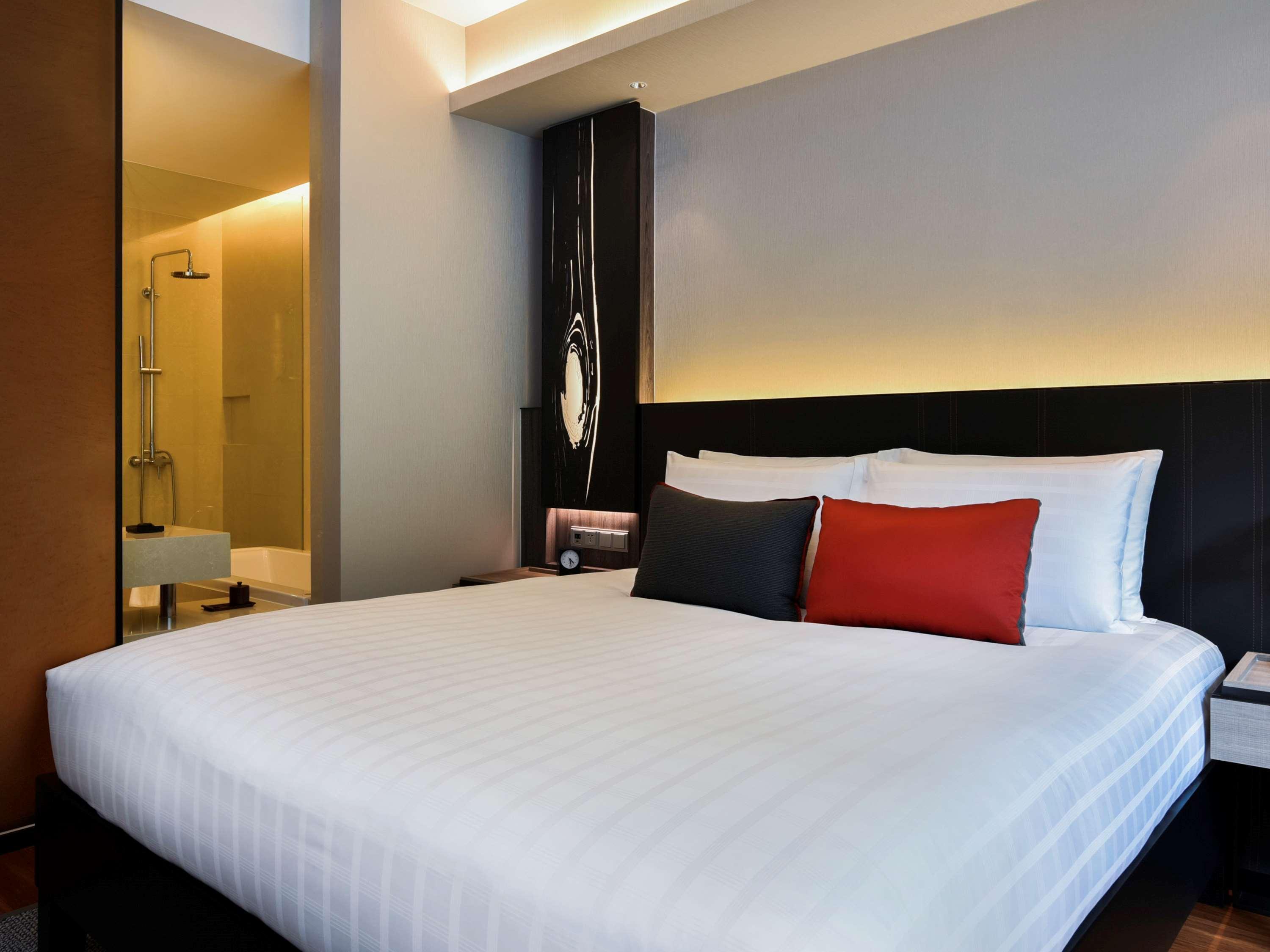 Pullman Bangkok King Power Hotel Exterior photo Deluxe Room