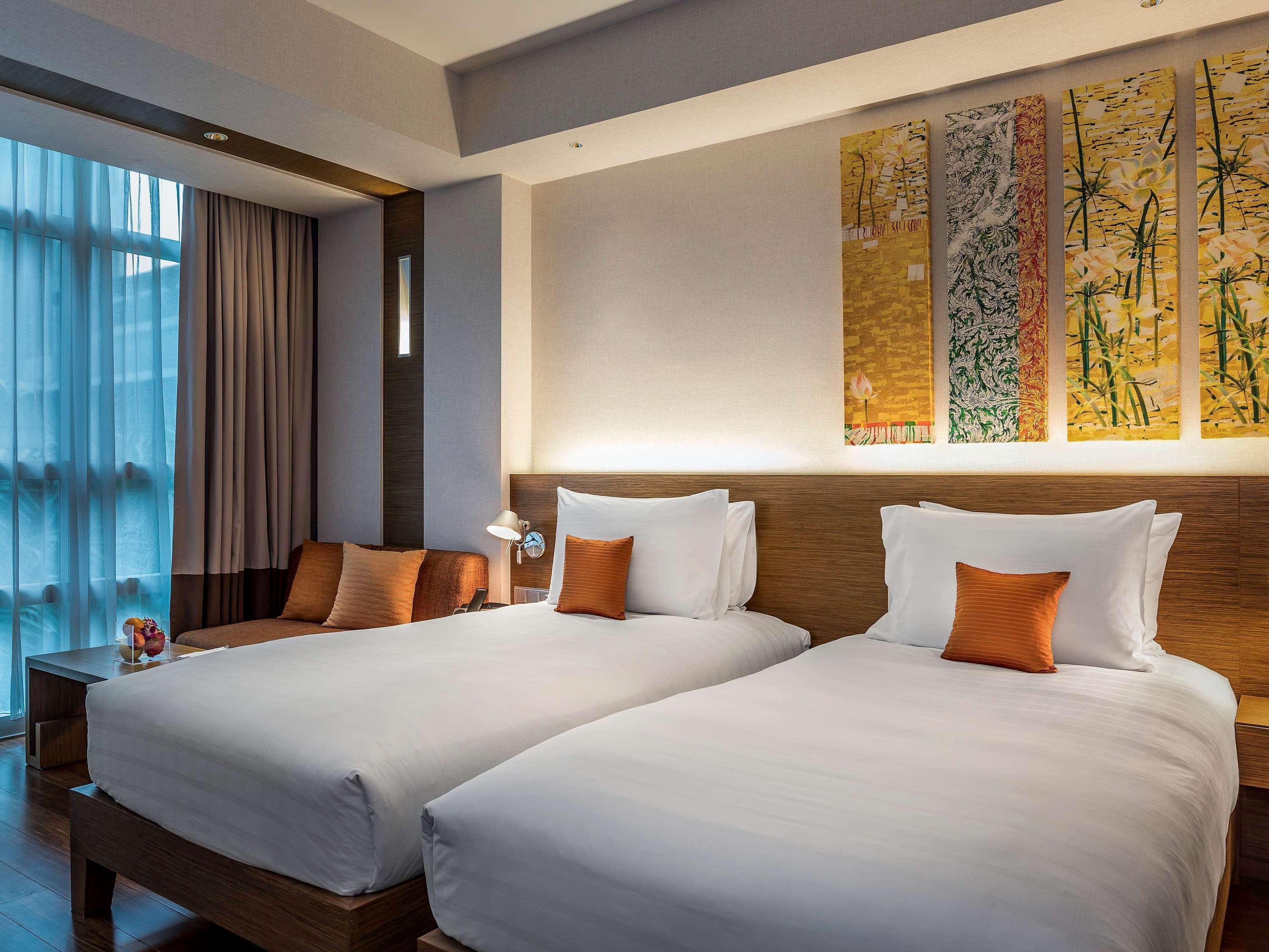 Pullman Bangkok King Power Hotel Exterior photo Deluxe Room