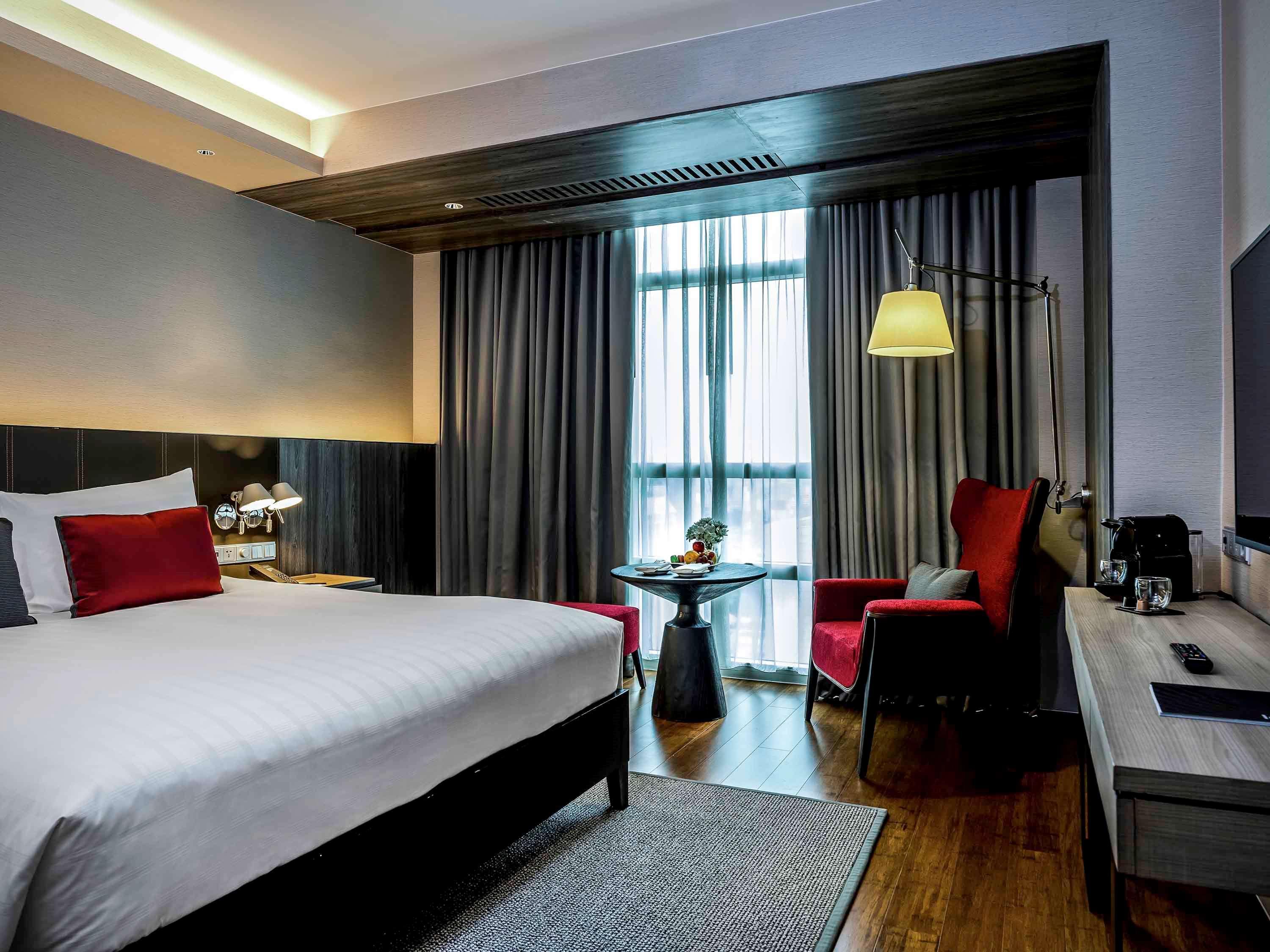 Pullman Bangkok King Power Hotel Exterior photo Deluxe Room