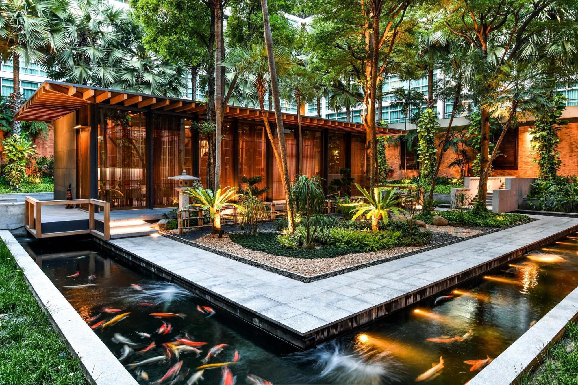 Pullman Bangkok King Power Hotel Exterior photo The Park, Hyderabad