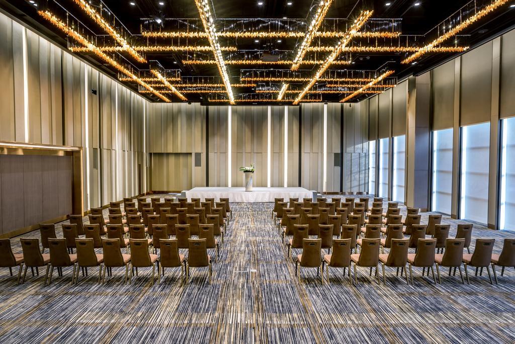 Pullman Bangkok King Power Hotel Exterior photo The Grand Ballroom
