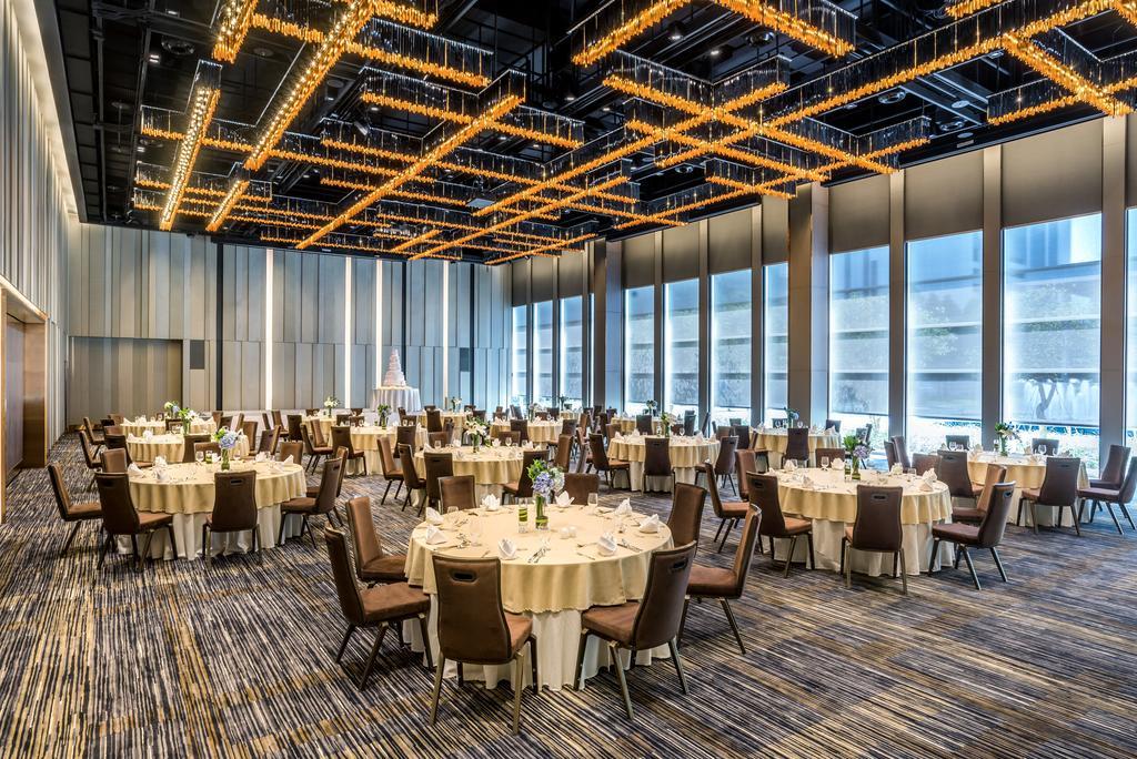 Pullman Bangkok King Power Hotel Exterior photo The Grand Ballroom